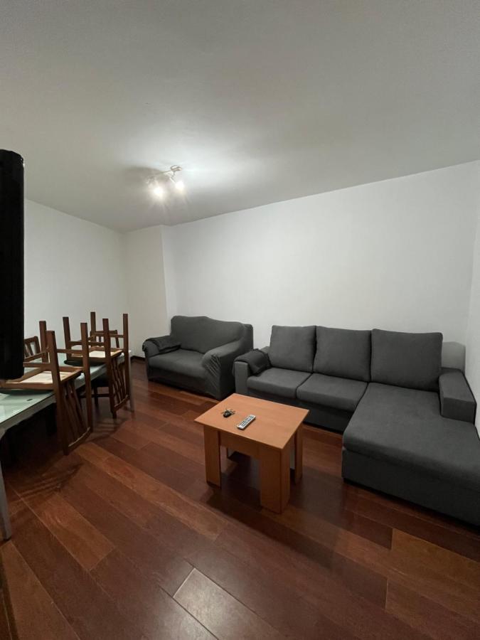 Amplio Apartamento En El Centro De O Grove Luaran gambar